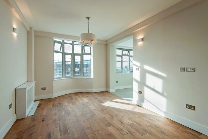 2 Bedroom Apartment To Rent In Grove End Gardens, Grove End Road, St John's Wood, London, NW8