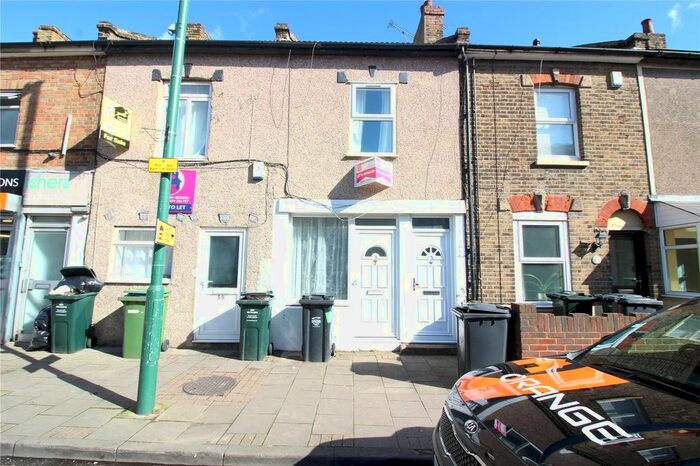 Studio To Rent In High Street, Swanscombe, Kent, DA10