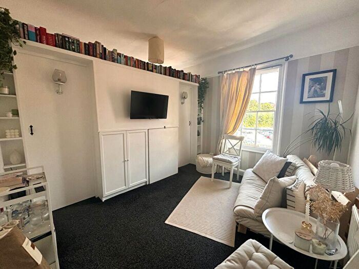 1 Bedroom Flat To Rent In Longbrook Terrace, Exeter, EX4