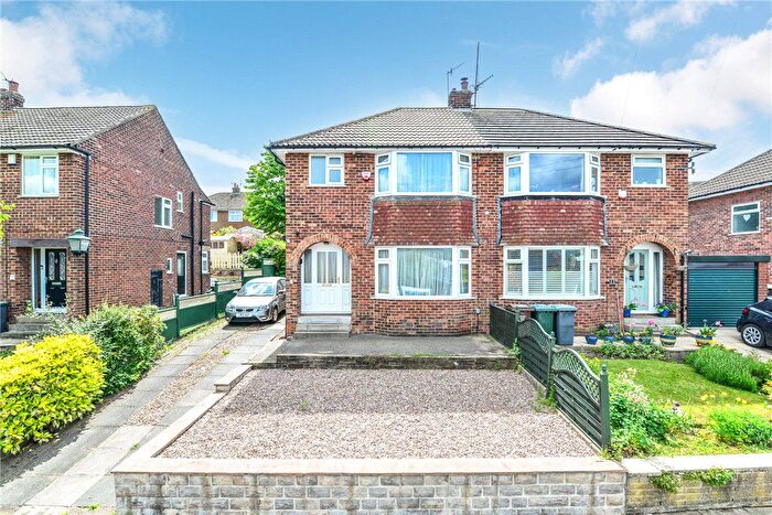 3 Bedroom Semi-Detached House For Sale In Roundhill Mount, Cottingley, West Yorkshire, BD16