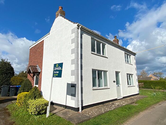 3 Bedroom Detached House For Sale In Middlefield Lane, Glentham, LN8