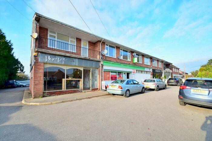 2 Bedroom Flat To Rent In Olivers Battery, SO22