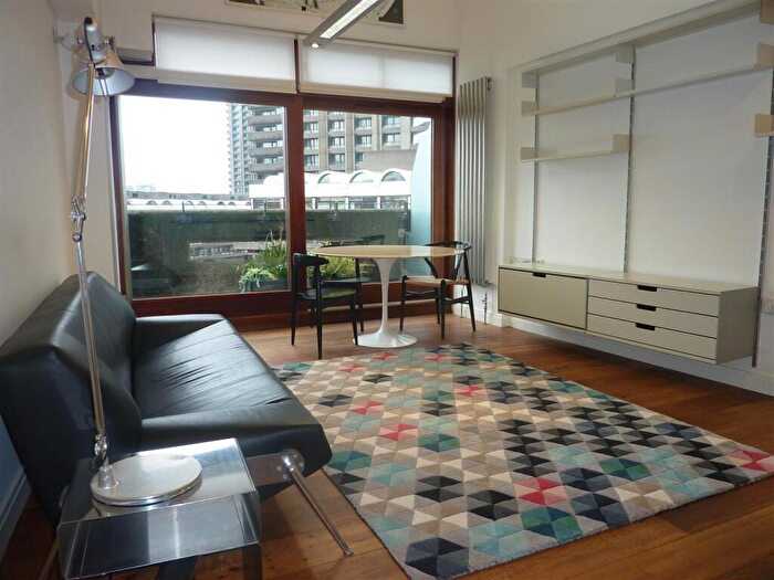 1 Bedroom Apartment For Sale In Frobisher Crescent, Barbican, London, EC2Y