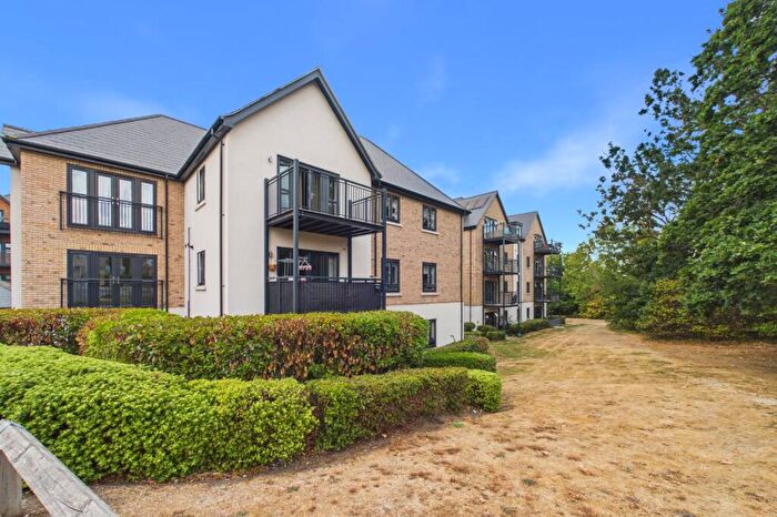1 Bedroom Flat For Sale In Johnstone Close, Bracknell, Berkshire, RG12