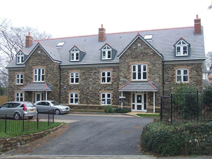 2 Bedroom Flat To Rent In Belvoir Road, Bideford, EX39
