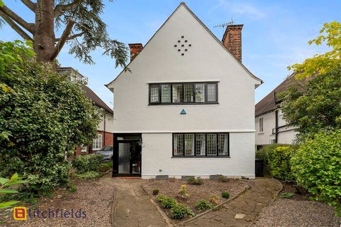 5 Bedroom Detached House To Rent In Hampstead Way, Hampstead Garden Suburb, NW11