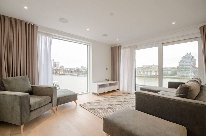 2 Bedroom Flat To Rent In Westbourne Apartments, Fulham, London, SW6