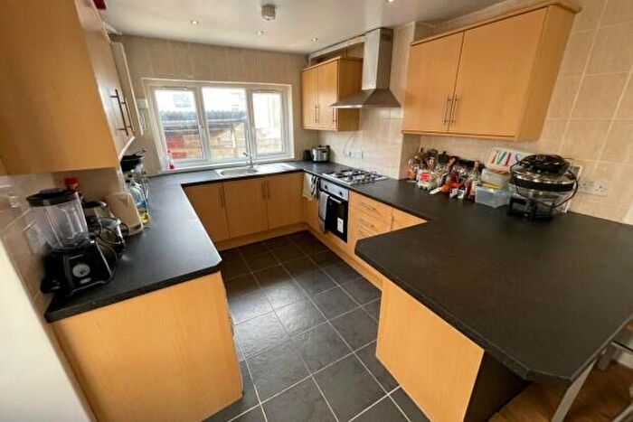 5 Bedroom Terraced House To Rent In Tewkesbury Street Cardiff, CF24