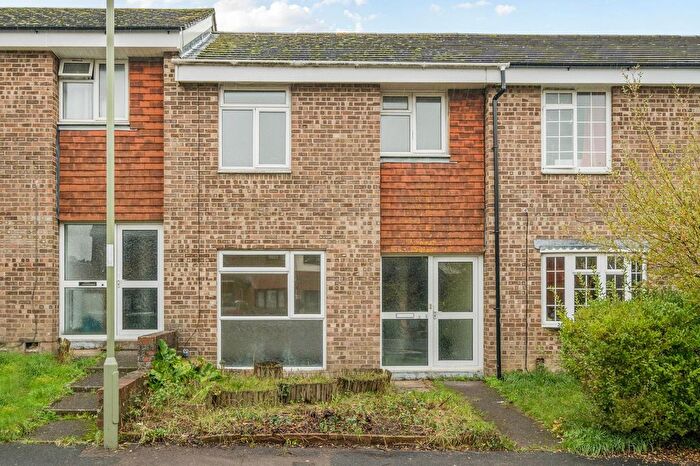 3 Bedroom Terraced House For Sale In Milland Road, Winchester, SO23