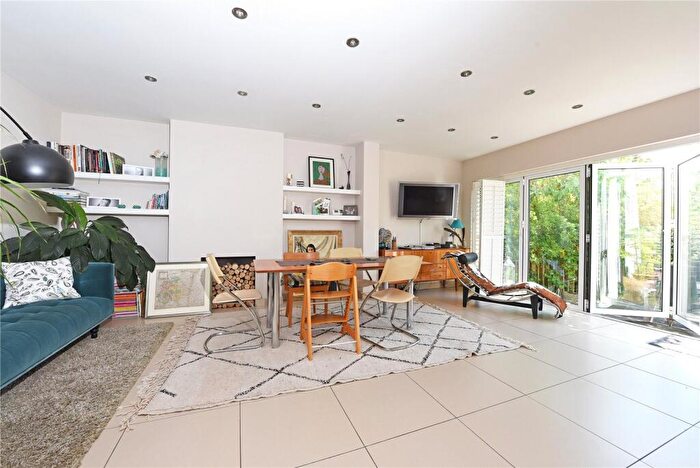 5 Bedroom Detached House To Rent In Upper Park Road, Kingston Upon Thames, Surrey, KT2