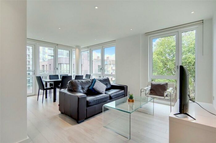 2 Bedroom Apartment To Rent In Rivulet Apartments, N4