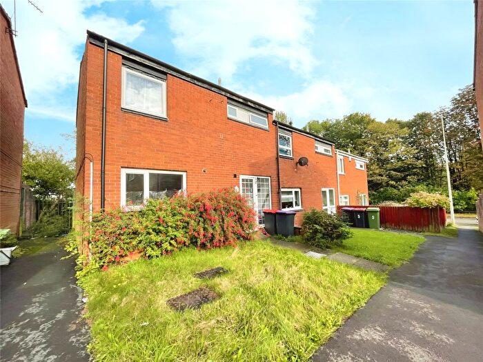 3 Bedroom End Of Terrace House To Rent In Brereton, Telford, Shropshire, TF3