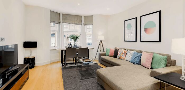 2 Bedroom Flat To Rent In Great Titchfield Street (), Fitzrovia, London, W1W