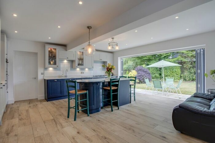 4 Bedroom Detached House To Rent In Hoe Meadow, Beaconsfield, HP9