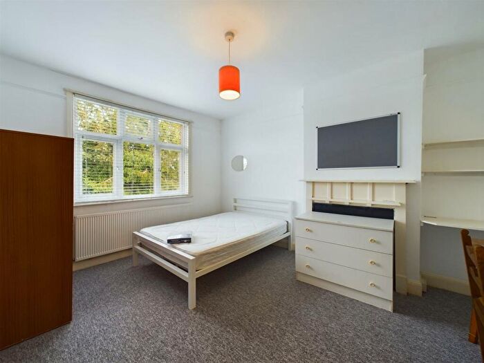 6 Bedroom Terraced House To Rent In Hollingbury Road, Brighton East Sussex, BN1