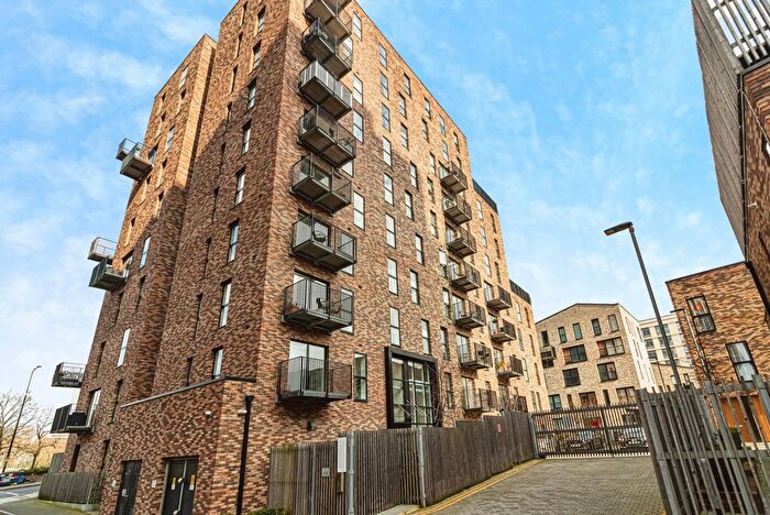 1 Bedroom Flat To Rent In Lockgate Mews, Manchester, Greater Manchester, M4