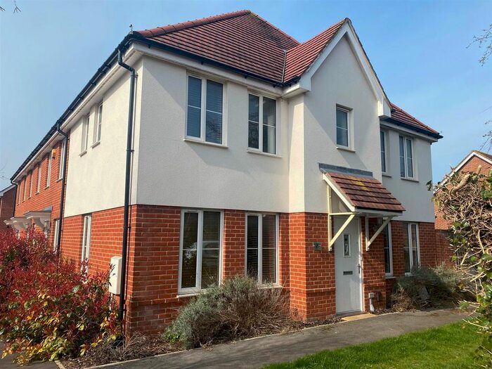 3 Bedroom Property To Rent In Adams Road, Picket Piece, Andover, SP11