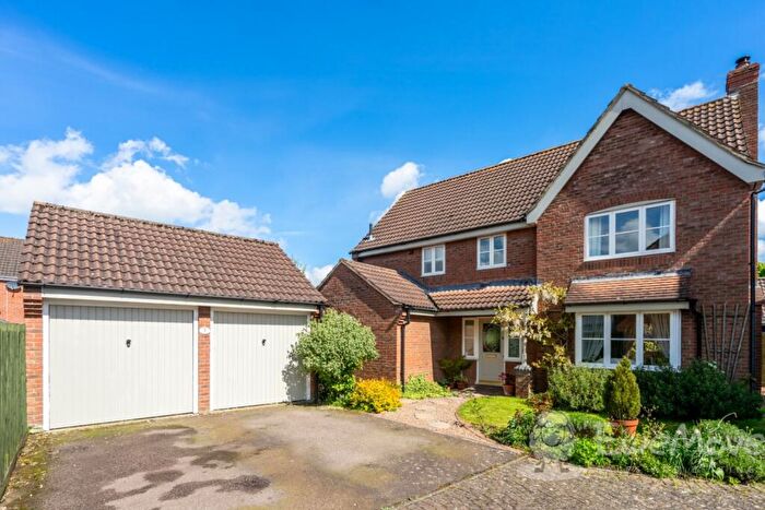 4 Bedroom Detached House For Sale In Wymondham, NR18