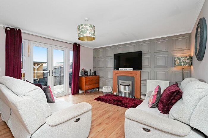 3 Bedroom Terraced House For Sale In Ryndale Drive, Dalkeith, EH22