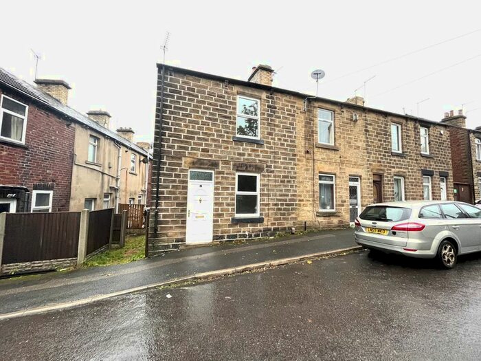 2 Bedroom Property To Rent In Spring Street, Barnsley, S70