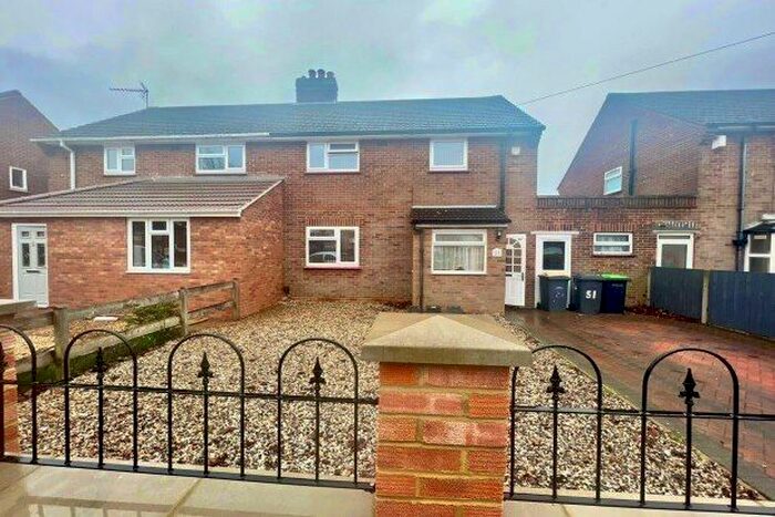 3 Bedroom Property To Rent In Mile Road, Bedford, MK42