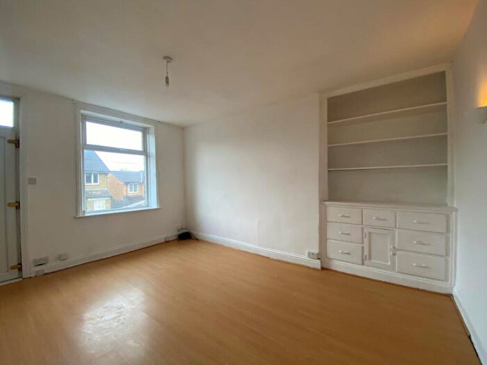 2 Bedroom Terraced House For Sale In Cranbrook Street, Clayton, Bradford, BD14