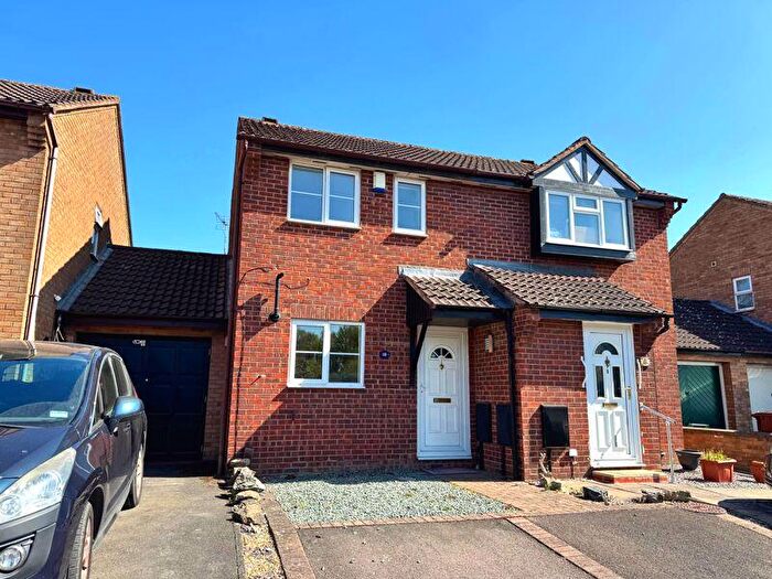 2 Bedroom Semi-Detached House To Rent In Jordans Way, Gloucester, GL2