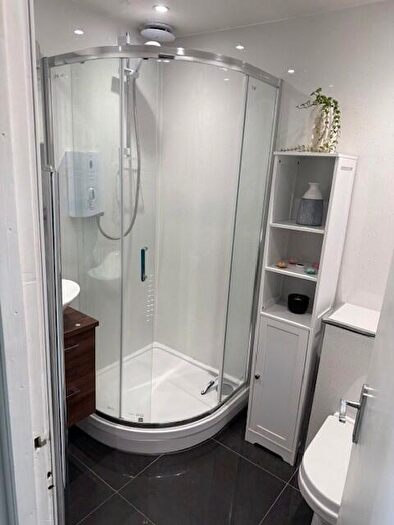 1 Bedroom Flat To Rent In Risk Street, Dumbarton, Dunbartonshire, G82