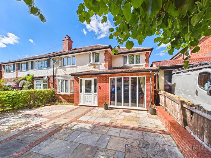 4 Bedroom House For Sale In Foxearth Road, South Croydon, CR2