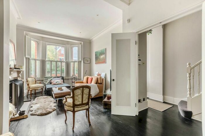 3 Bedroom Property To Rent In Wandsworth, Wandsworth, London, SW18