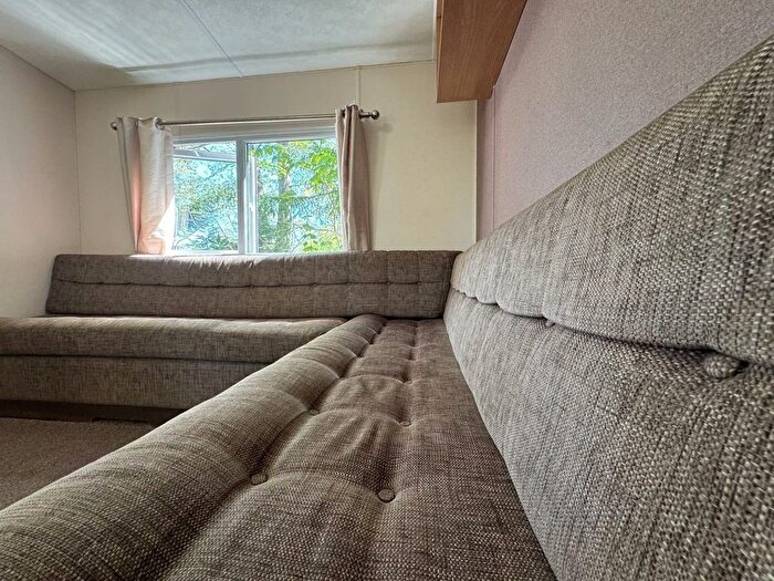 2 Bedroom Park Home For Sale In Eastbourne Road, Pevensey Bay, Pevensey, BN24