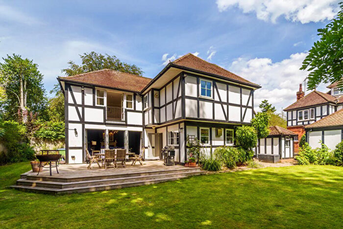 4 Bedroom Detached House To Rent In Portmore Park Road, Weybridge, KT13