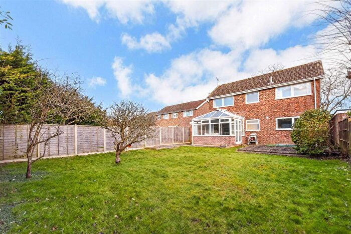 3 Bedroom Detached House For Sale In Guildford Place, Chichester, PO19