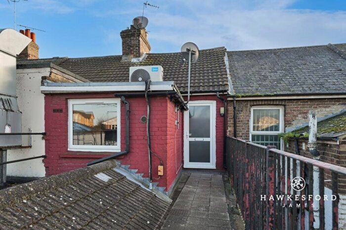 1 Bedroom Maisonette To Rent In West Street, Sittingbourne, ME10