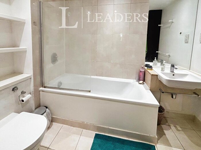 2 Bedroom Apartment To Rent In The Belvedere, Homerton Street, CB2