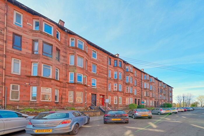 2 Bedroom Flat For Sale In Bolton Drive, Flat /, Mount Florida, Glasgow, G42