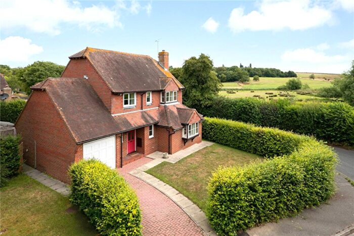 4 Bedroom Detached House For Sale In St. Marys Meadow, Wingham, Canterbury, Kent, CT3