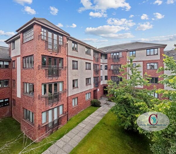 2 Bedroom Flat For Sale In Main Street, Uddingston, G71