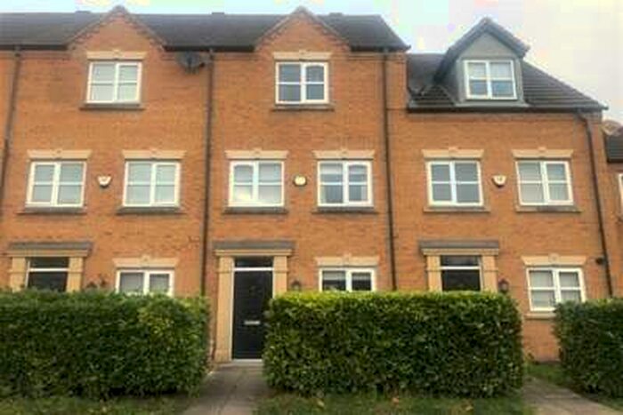 3 Bedroom House To Rent In Telford Close, Warrington WA4