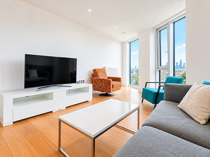 2 Bedroom Flat To Rent In High Street, London, E15