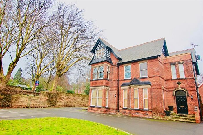 2 Bedroom Flat To Rent In Magdala Road, Nottingham, Nottinghamshire, NG3