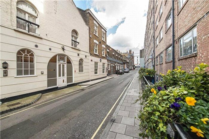 1 Bedroom Flat To Rent In Conduit Place, Paddington, W2
