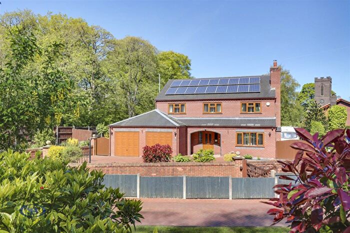 4 Bedroom Detached House For Sale In The Avenue, Kidsgrove, Stoke-On-Trent, ST7