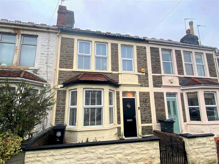 Houses for sale & to rent in BS4 4LN, Rock Close, Brislington East Bristol