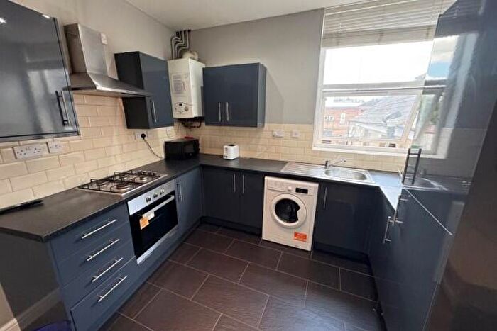 2 Bedroom Flat To Rent In Richmond Road Cardiff, CF24