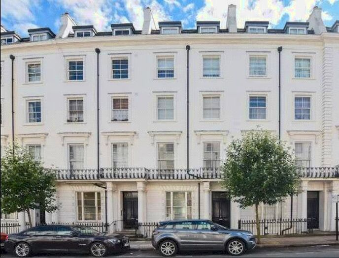 1 Bedroom Flat To Rent In Gloucester Terrace, Bayswater, Hyde Park, London, W2