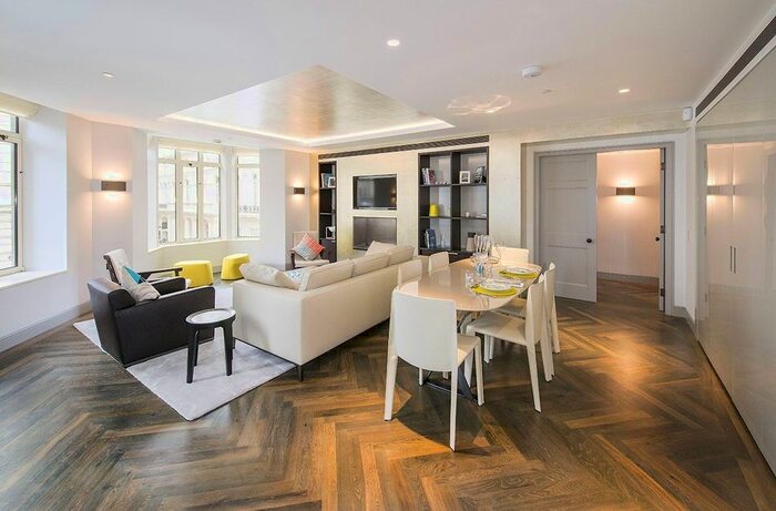 2 Bedroom Flat To Rent In St. James's Place, St. James's, SW1A