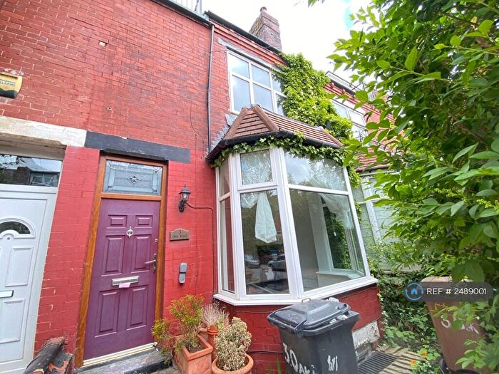 4 Bedroom Terraced House To Rent In Oak Road, Salford, M7