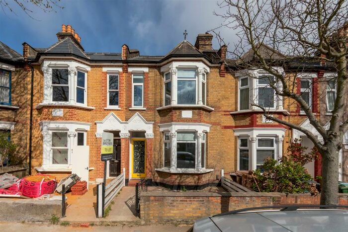 3 Bedroom Terraced House To Rent In Somerset Road, Walthamstow, E17