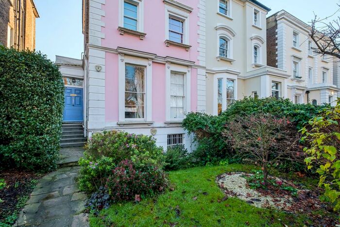 2 Bedroom Flat To Rent In Camden Square, London, NW1